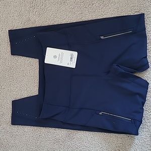 Athleta Rainier Tight, Navy